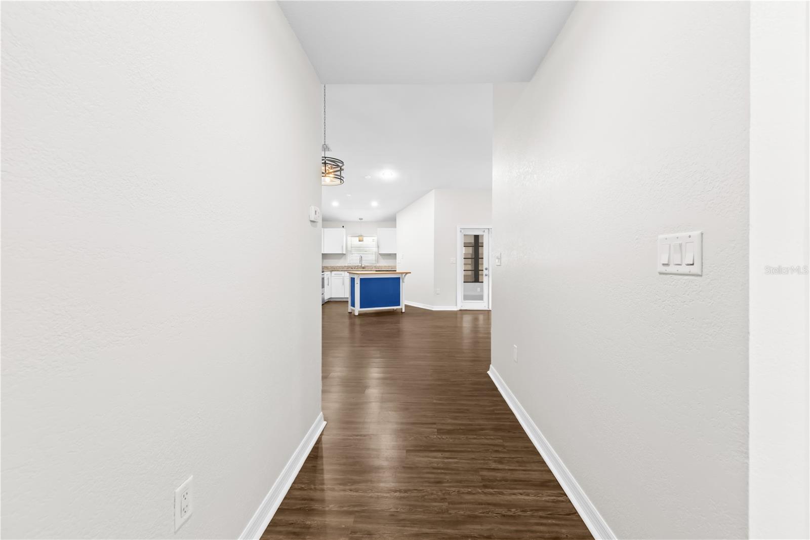 Image 3 of 30 For 10900 Livingston Drive