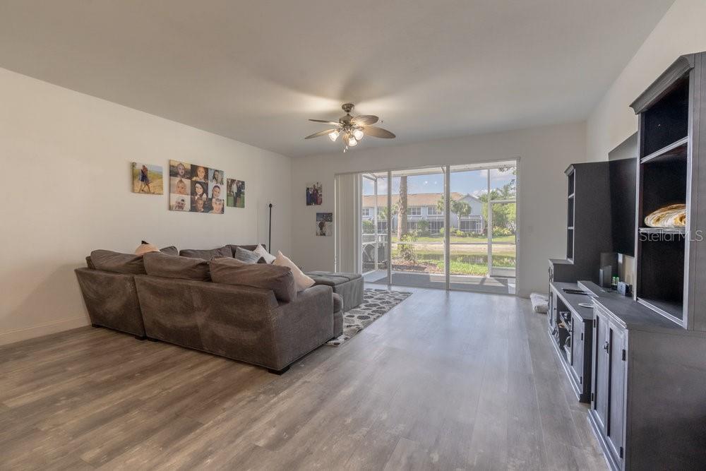 Image 4 of 31 For 15958 Marcello Circle