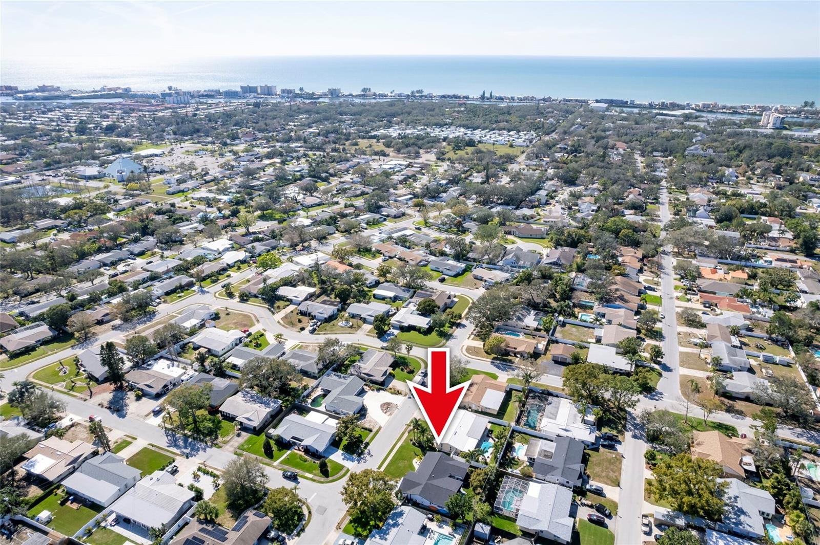 Listing photo id 44 for 14261 113th Avenue