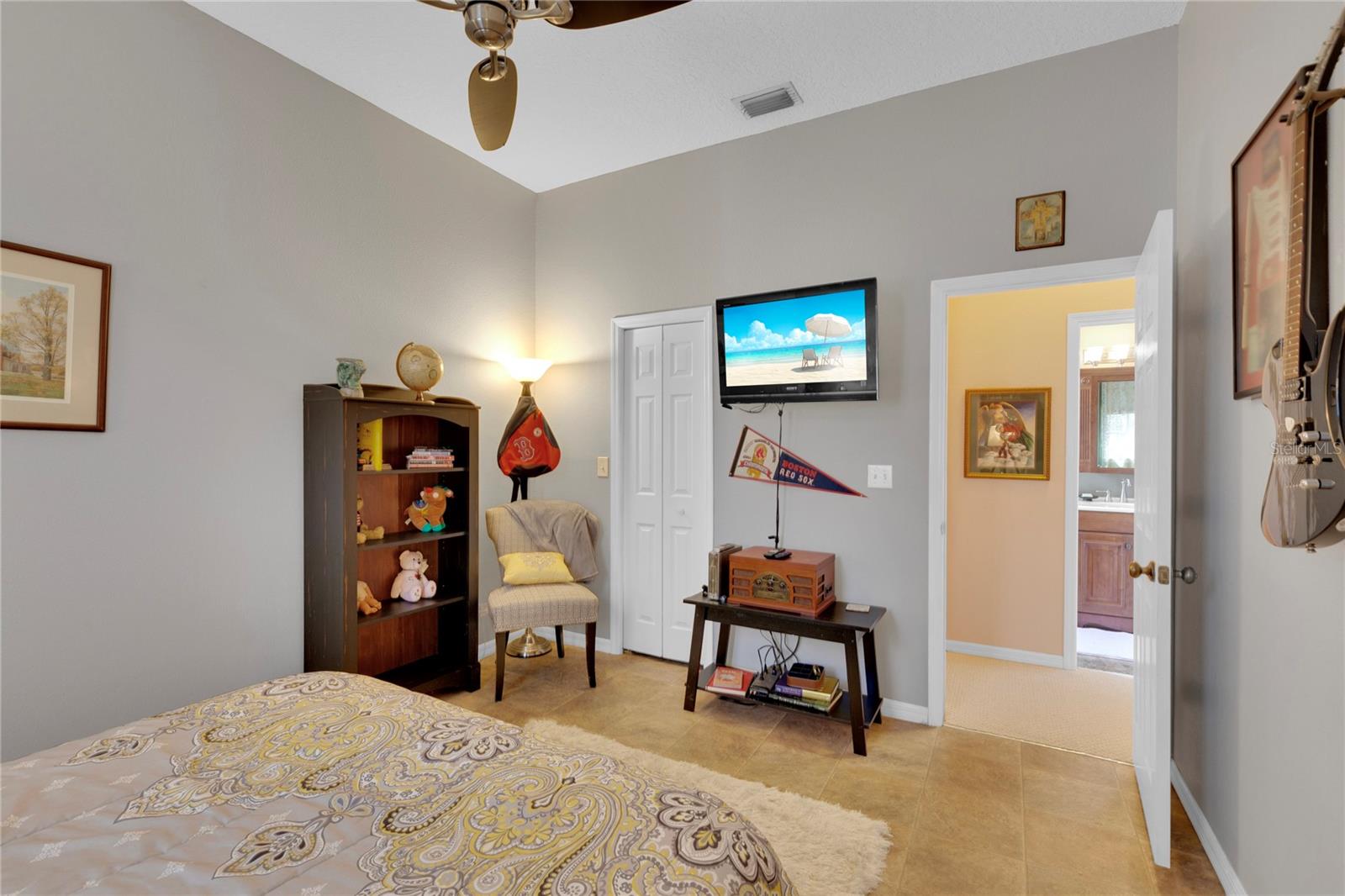 Listing photo id 42 for 2015 Long Branch Lane