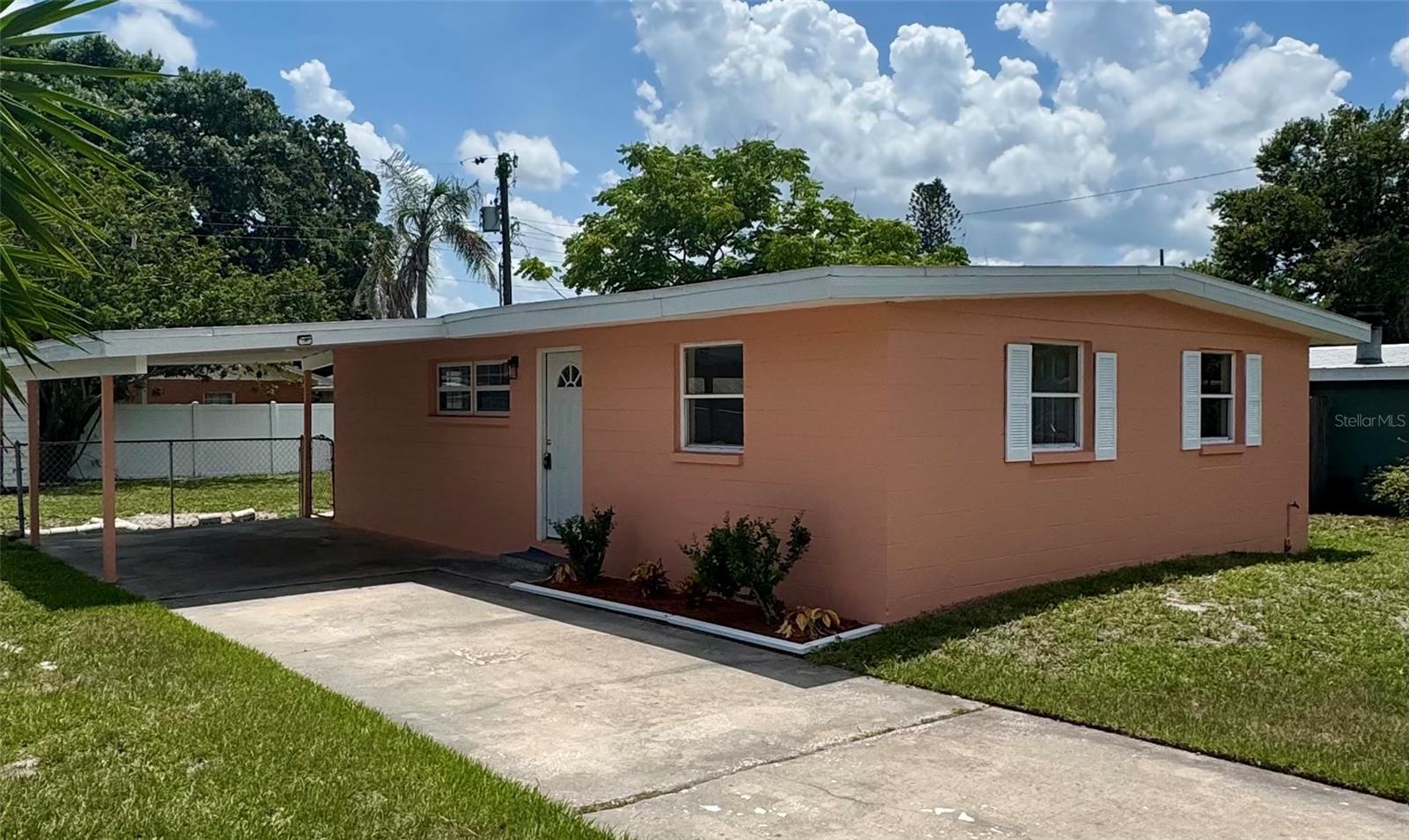 Details for 1923 Beechwood Drive, LAKELAND, FL 33803