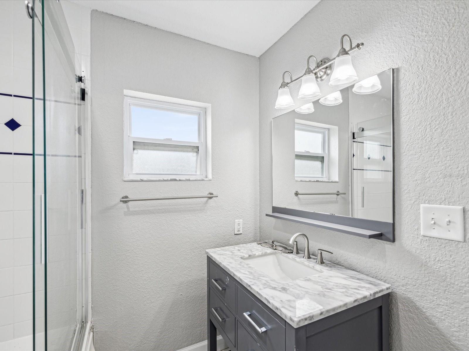 Image 26 of 67 For 605 Gardenia Street