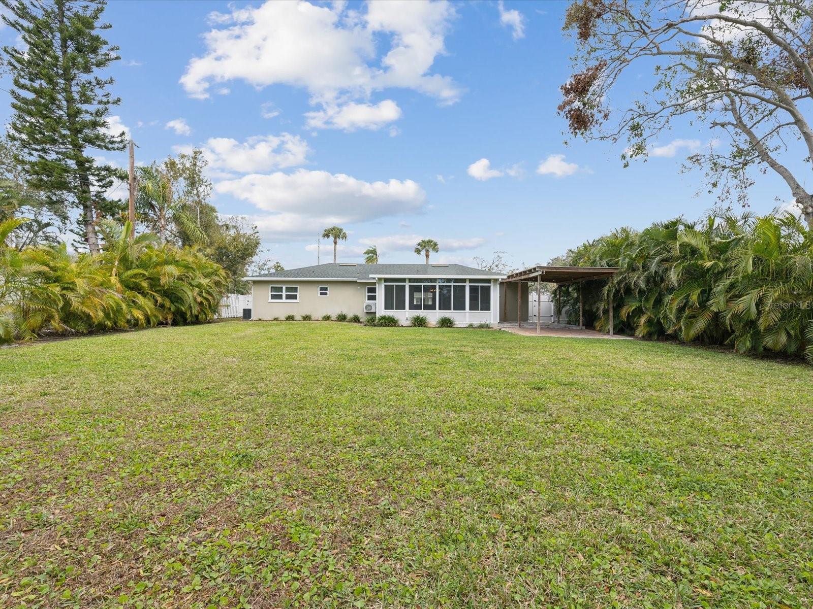 Image 31 of 67 For 605 Gardenia Street