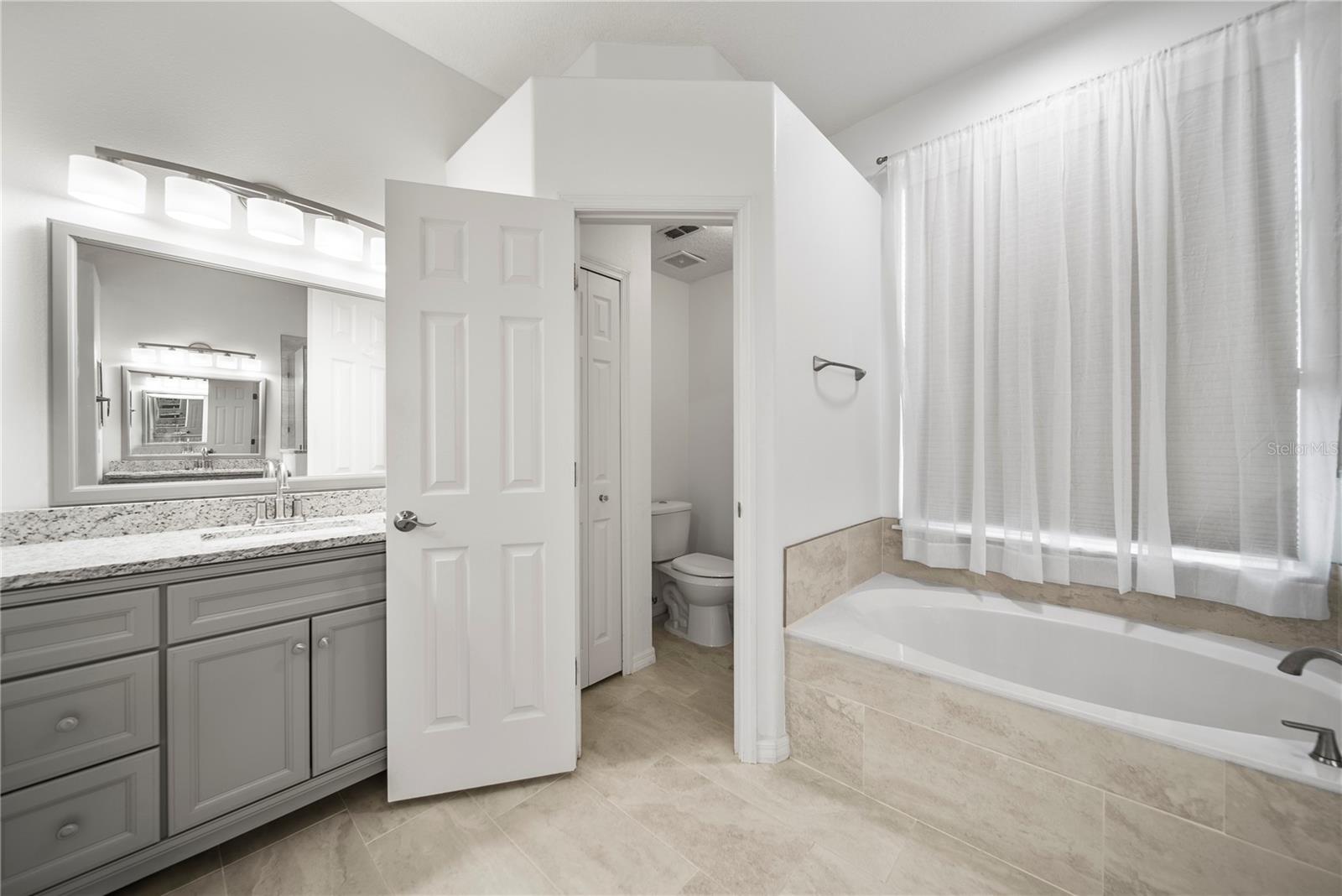 Image 21 of 48 For 603 Loma Del Sol Drive