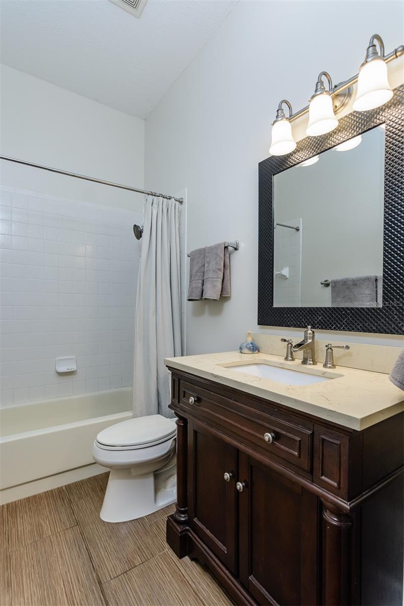 Image 38 of 76 For 5619 Essex Court