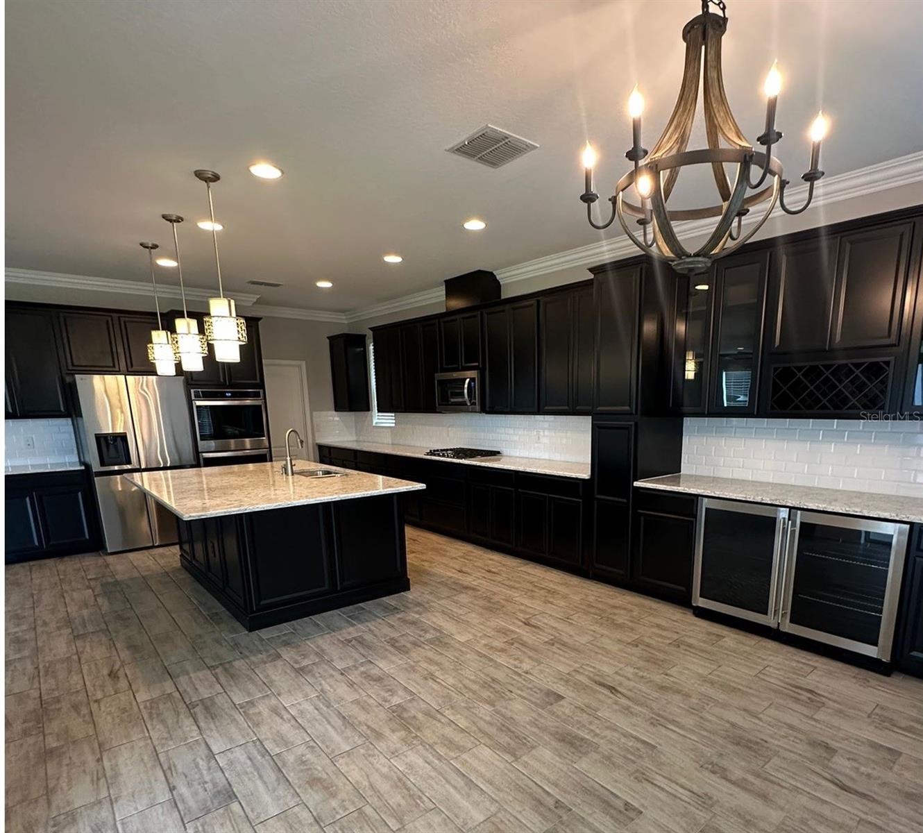 Image 6 of 35 For 1521 Sourwood Drive