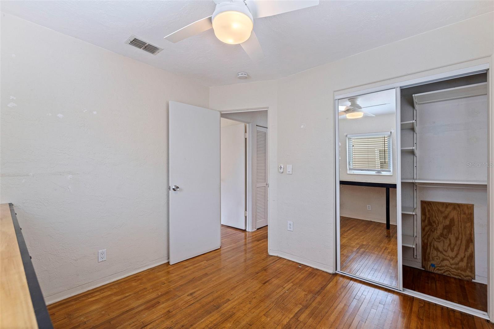 Image 18 of 34 For 131 44th Avenue N