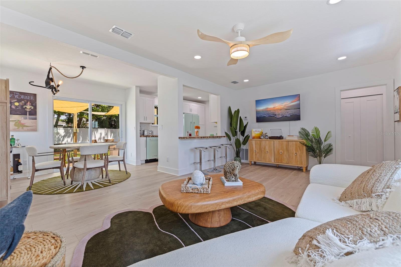 Details for 1579 Bayshore Boulevard, DUNEDIN, FL 34698