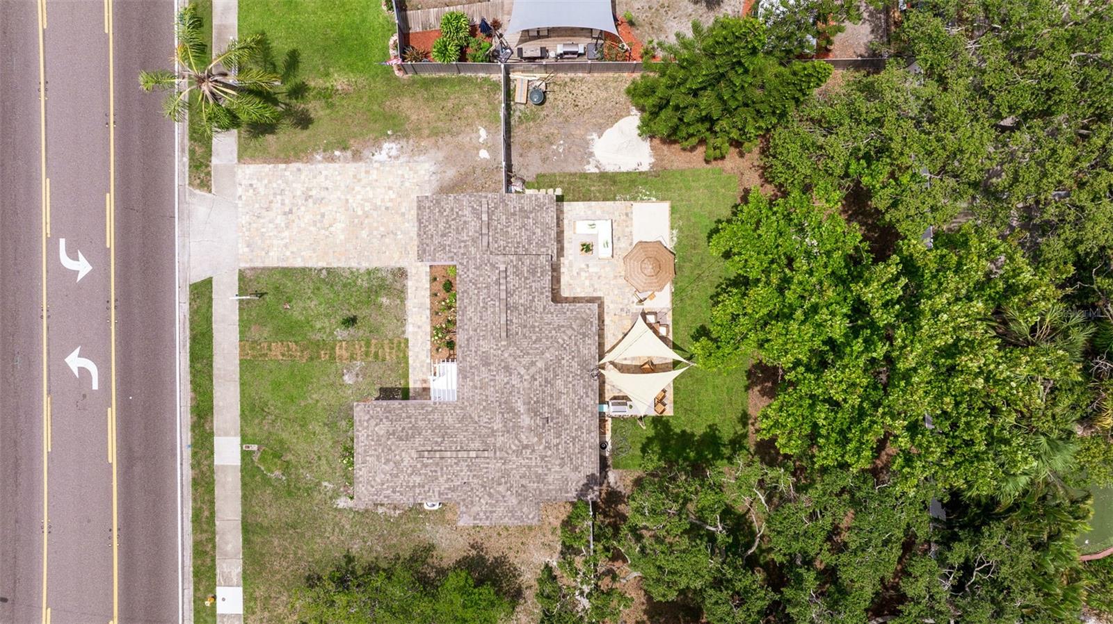 Listing photo id 41 for 1579 Bayshore Boulevard
