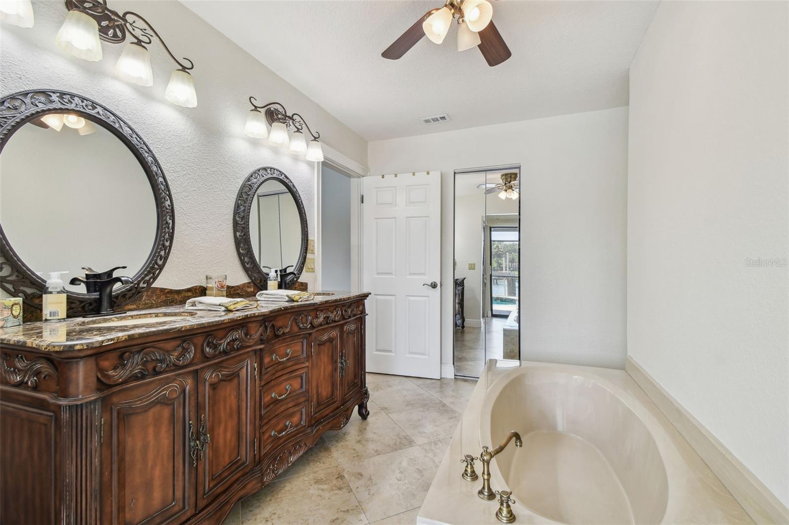 Image 27 of 68 For 6119 Galleon Way