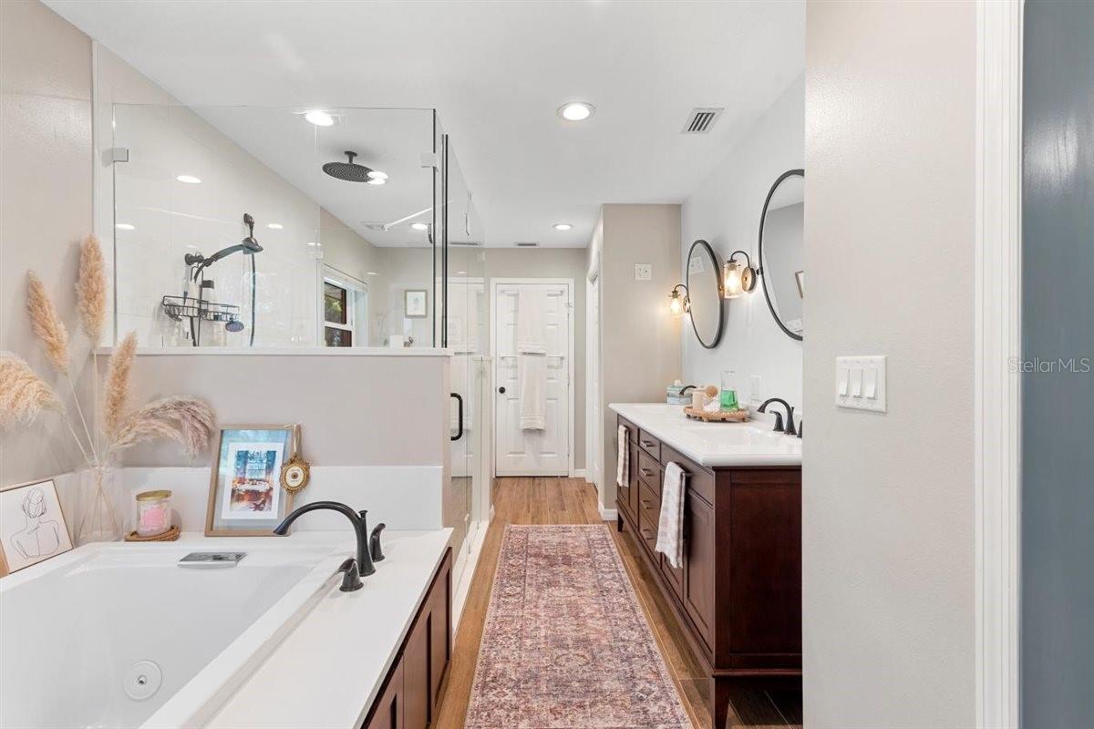 Image 33 of 75 For 9542 Wallien Drive