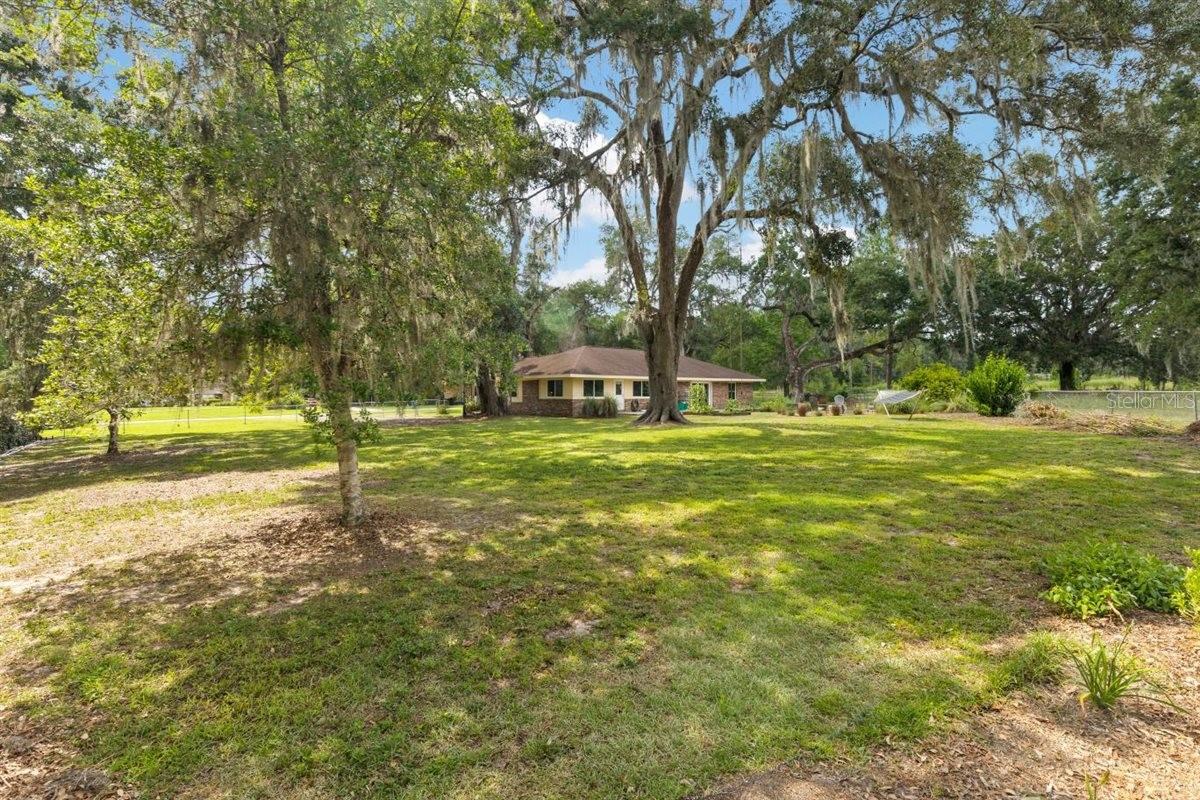 Image 53 of 75 For 9542 Wallien Drive