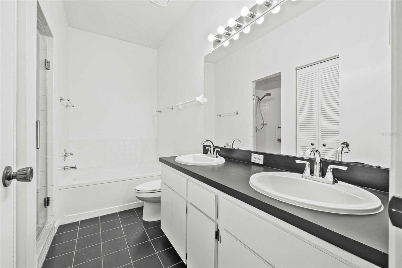 Image 23 of 40 For 3512 Tealwood Circle