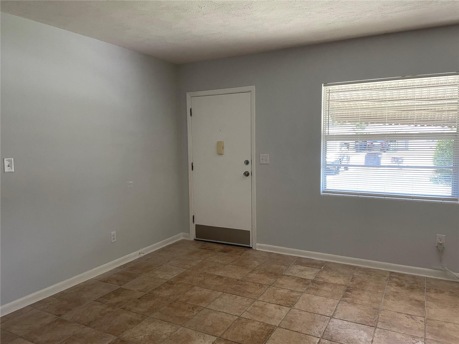 Image 4 of 14 For 226 Mars Avenue