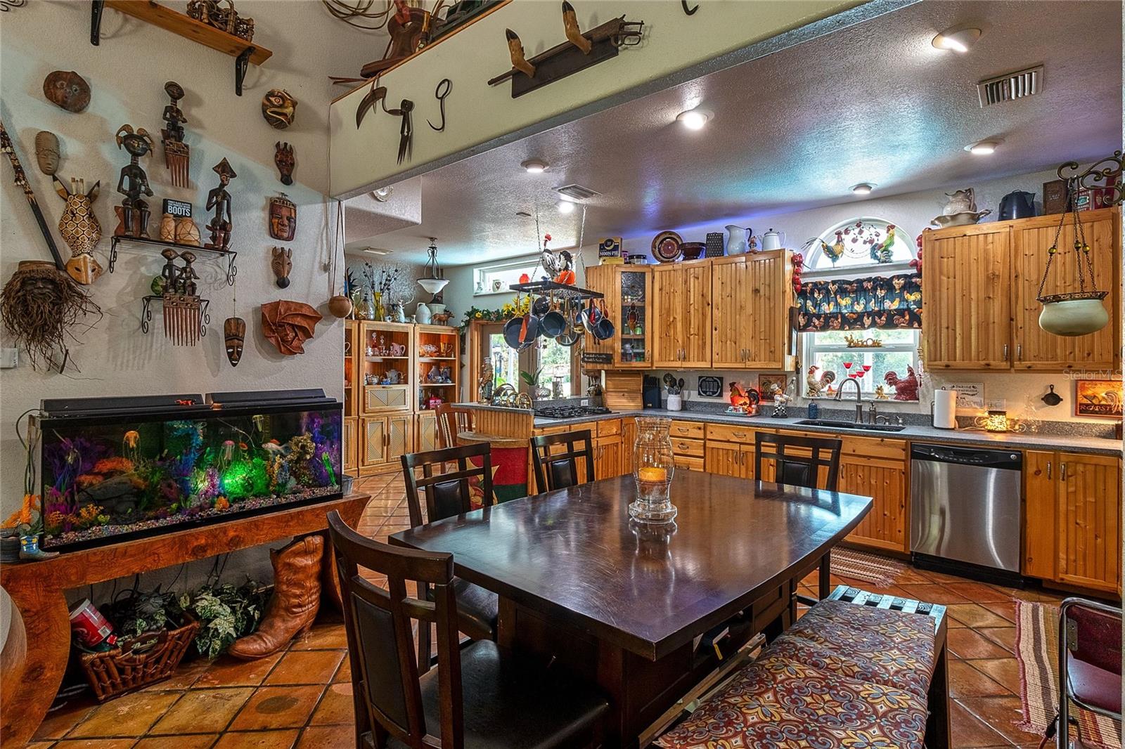 Image 10 of 71 For 15625 Olney Lane