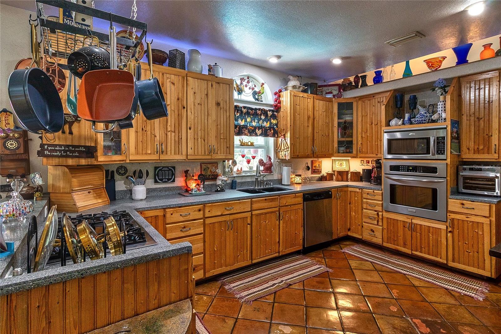 Image 16 of 71 For 15625 Olney Lane