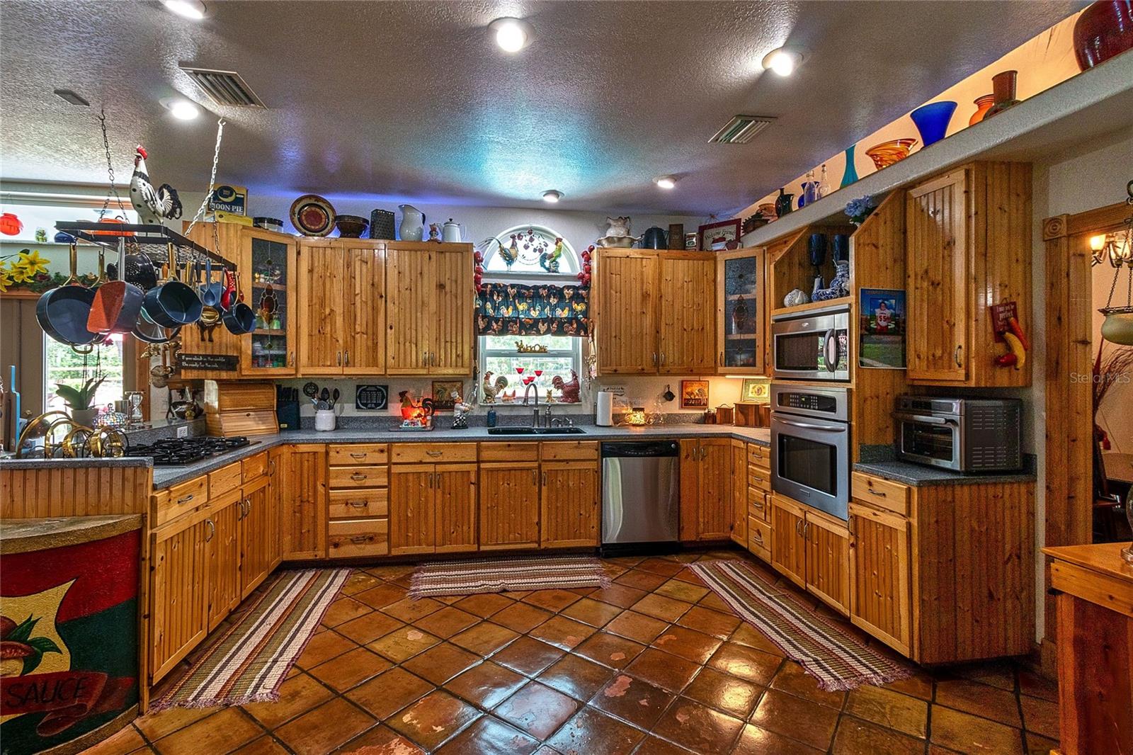 Image 20 of 71 For 15625 Olney Lane