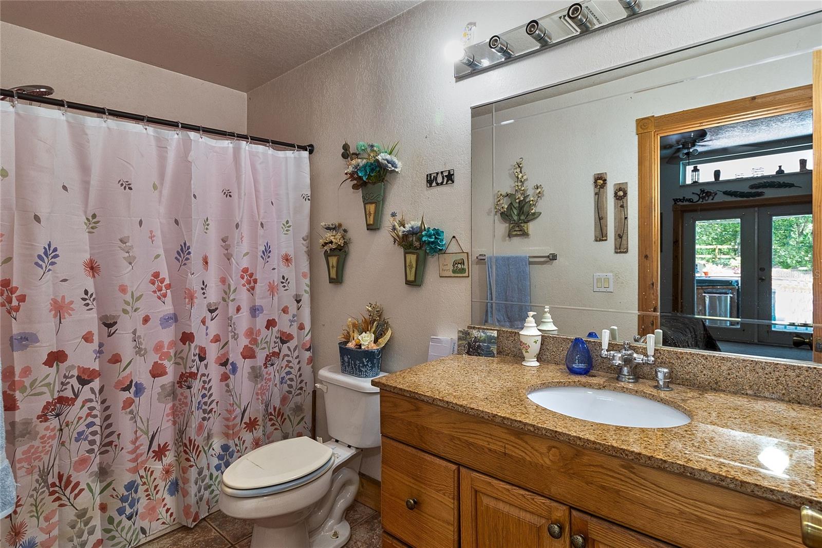 Image 35 of 71 For 15625 Olney Lane