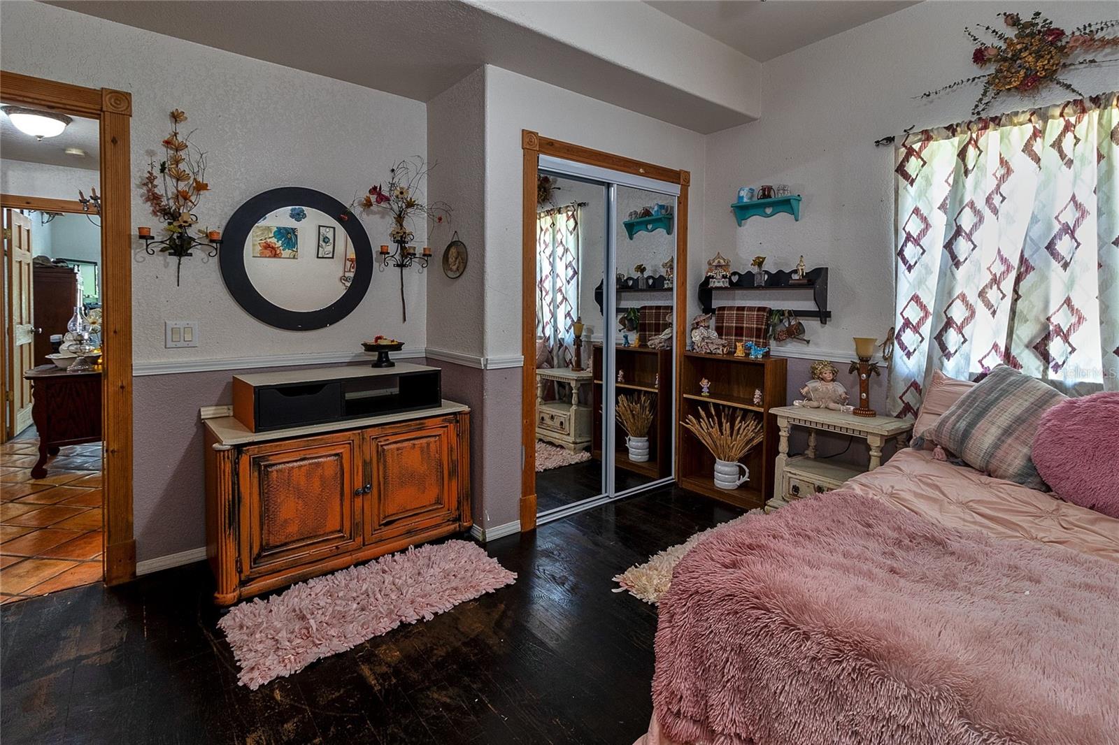 Image 38 of 71 For 15625 Olney Lane