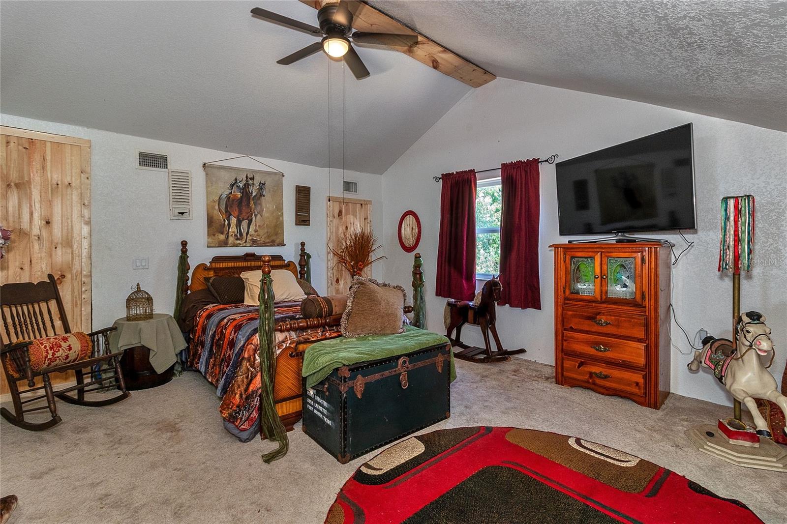 Image 45 of 71 For 15625 Olney Lane