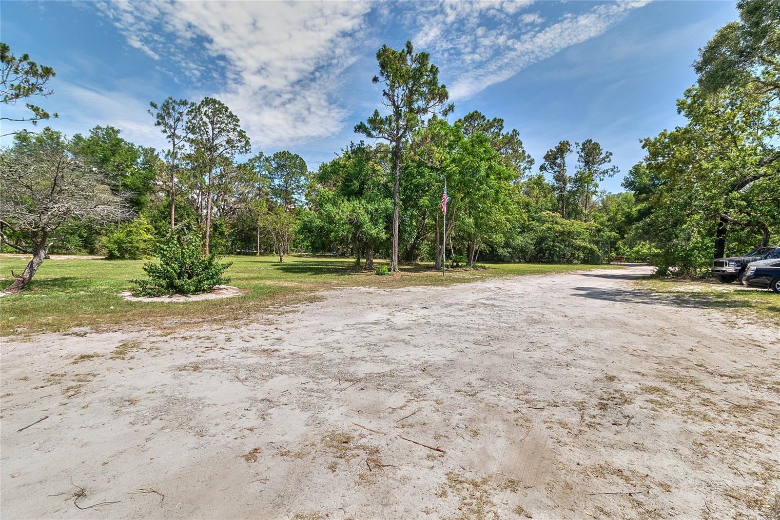 Image 69 of 71 For 15625 Olney Lane