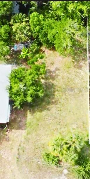 Listing photo id 3 for 16-26-22-002.0-000.00-010.0