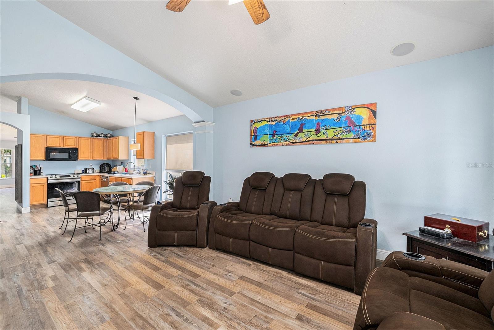 Image 5 of 20 For 5860 War Admiral Drive