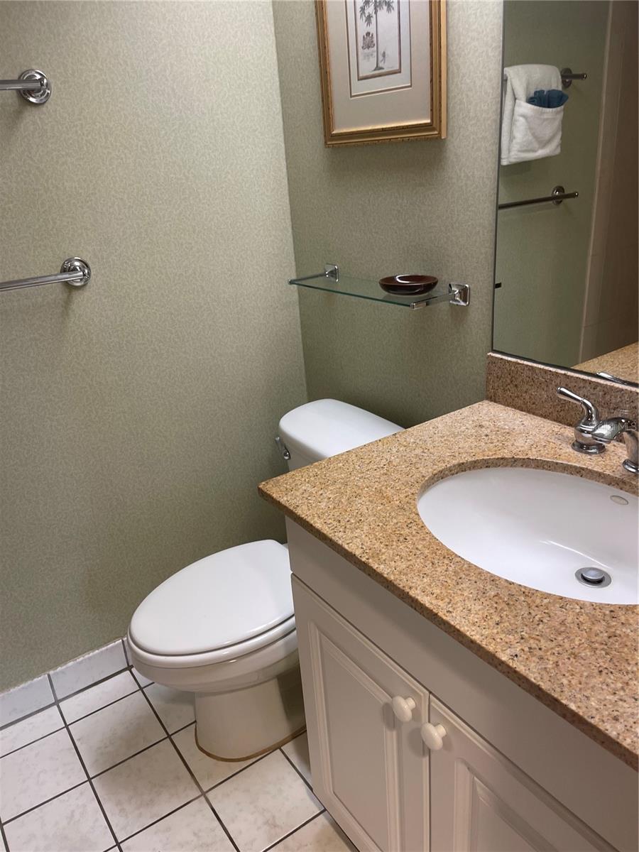 Image 12 of 15 For 36750 Us 19 N 4-205