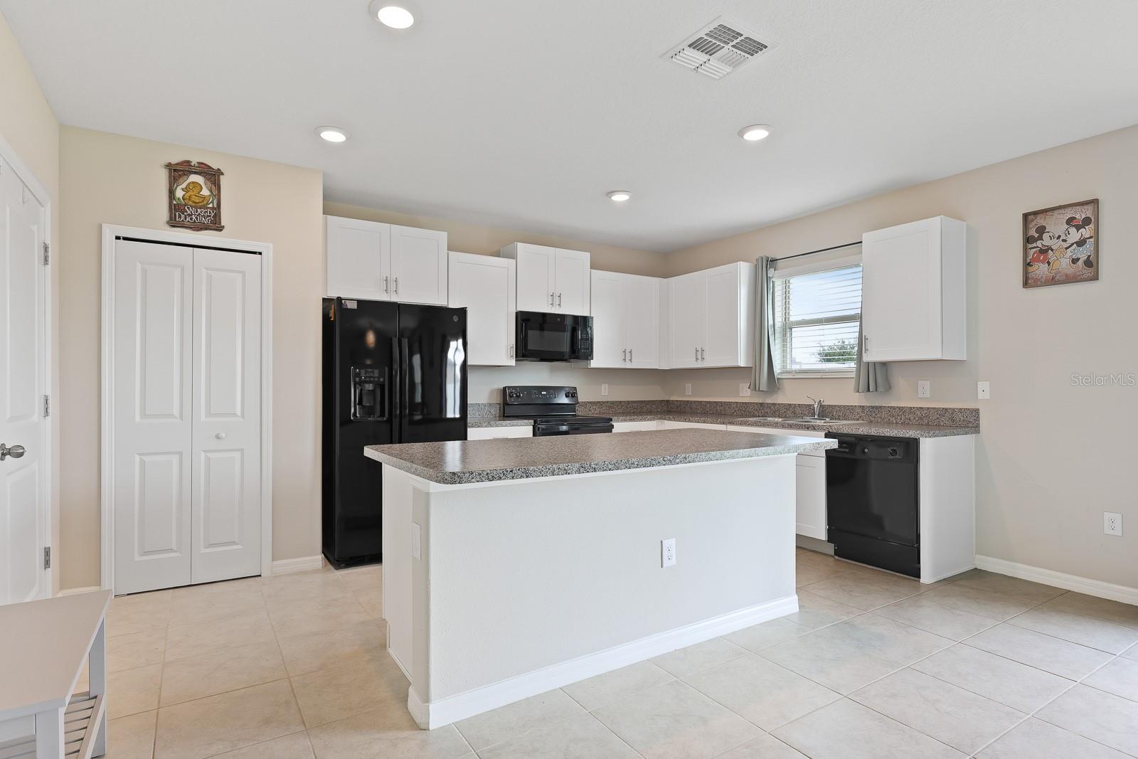 Image 12 of 42 For 7170 Samuel Ivy Drive