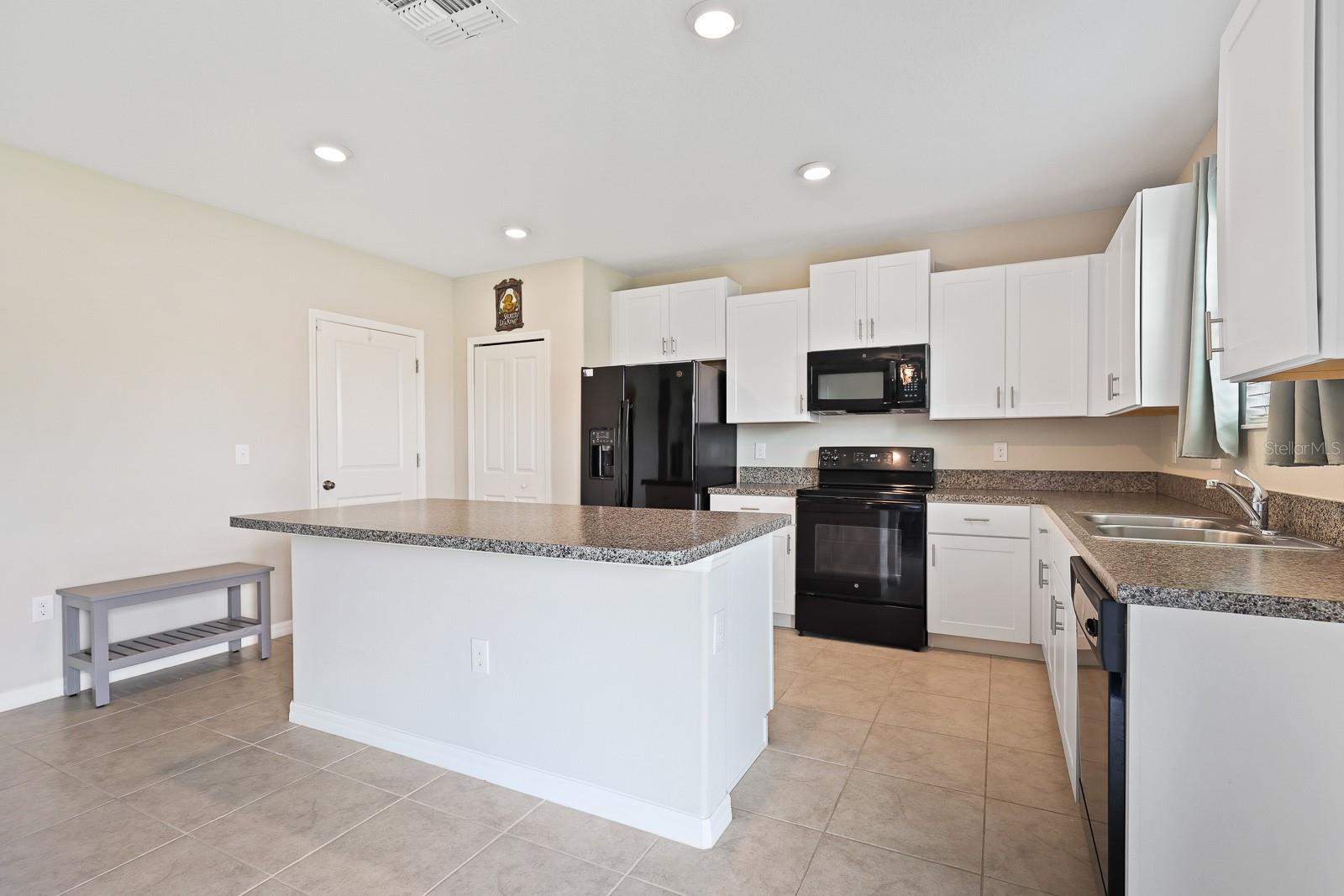Image 13 of 42 For 7170 Samuel Ivy Drive