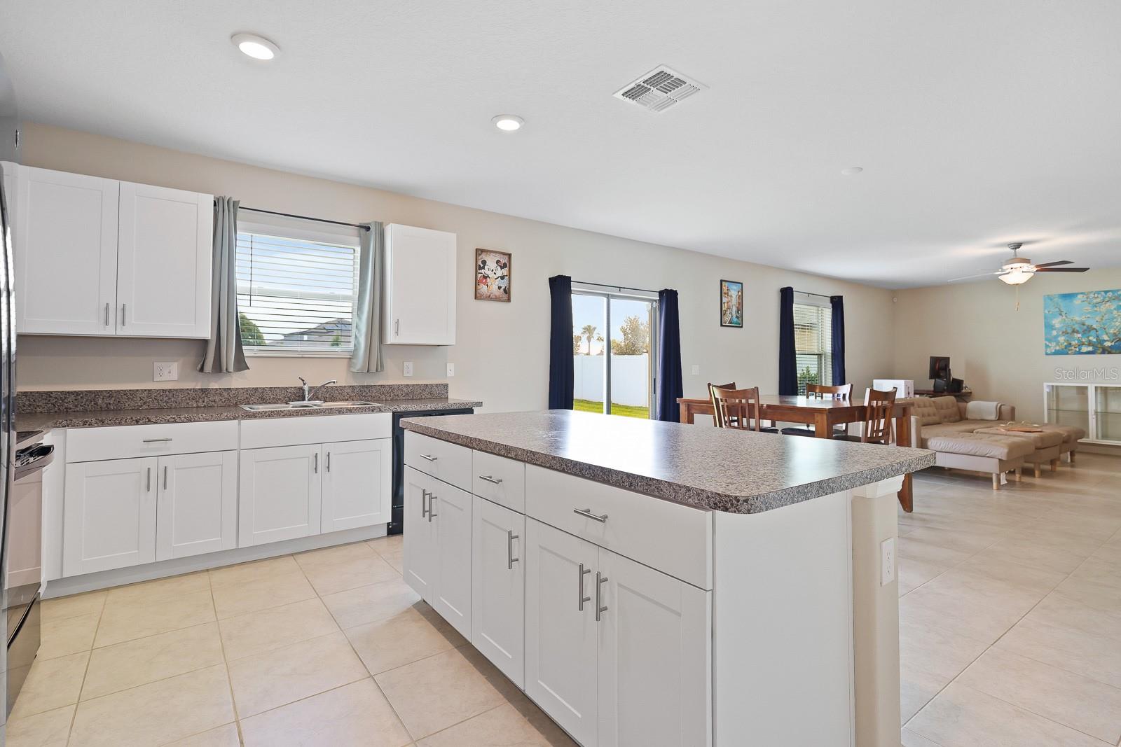 Image 18 of 42 For 7170 Samuel Ivy Drive