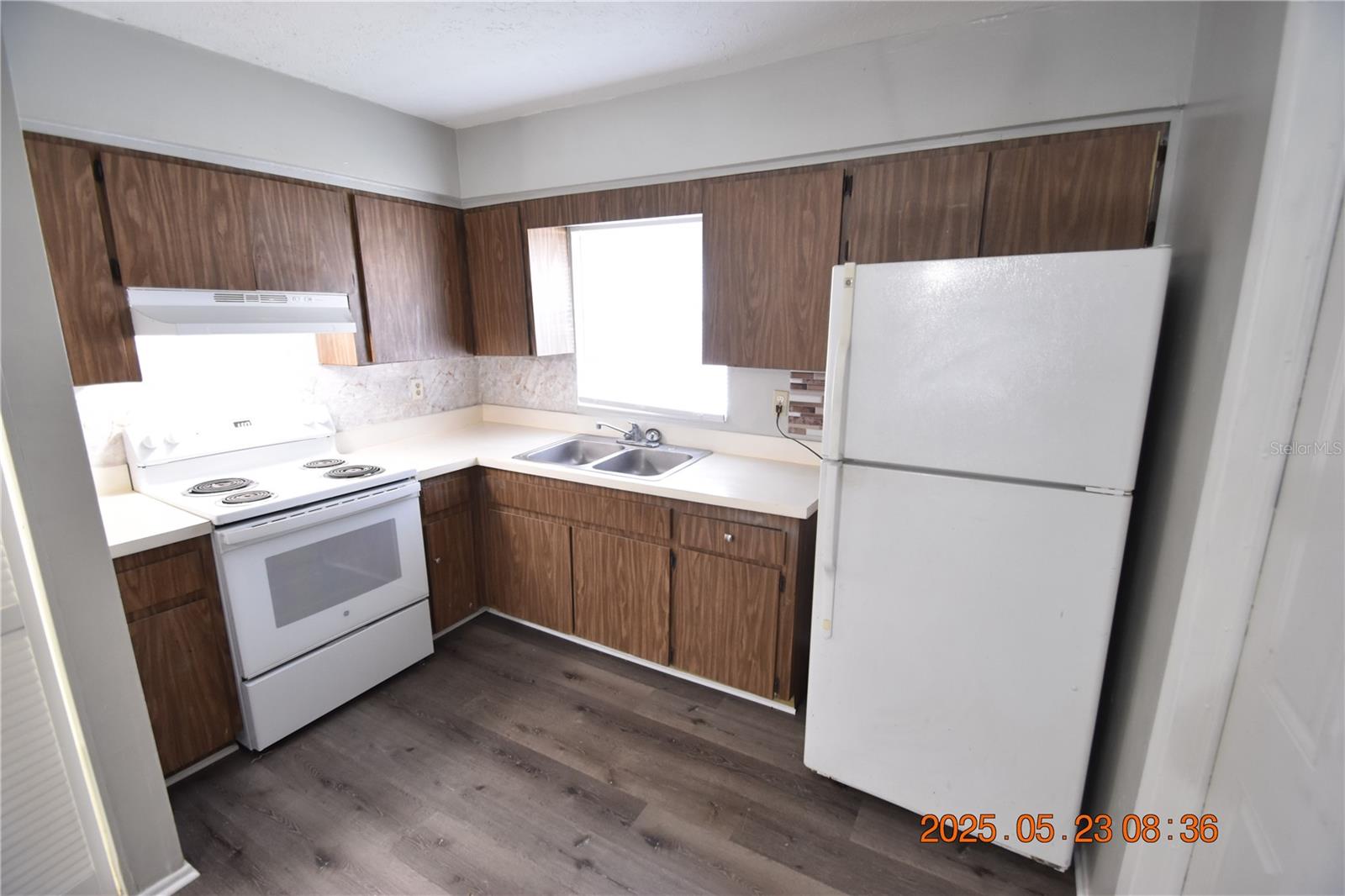 Image 11 of 20 For 10405 Arden Avenue A