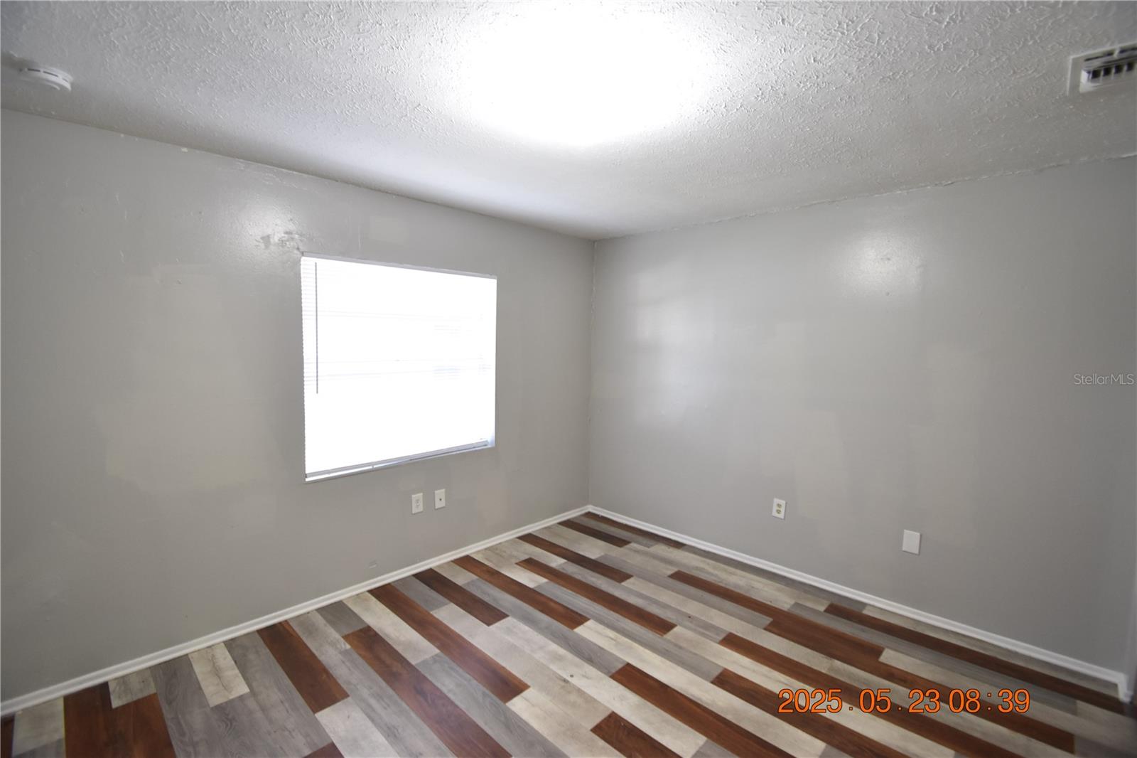 Image 12 of 20 For 10405 Arden Avenue A