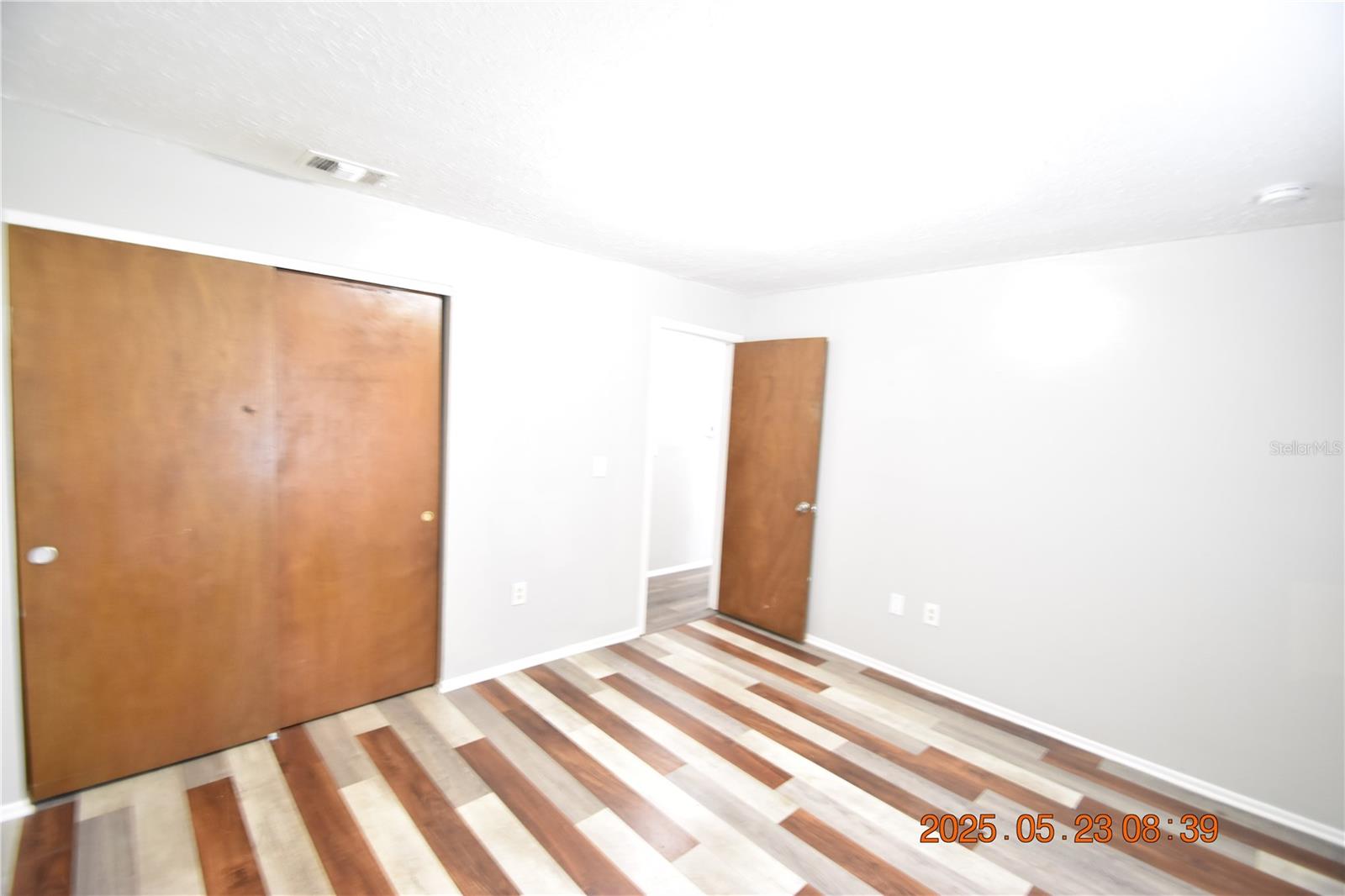 Image 14 of 20 For 10405 Arden Avenue A