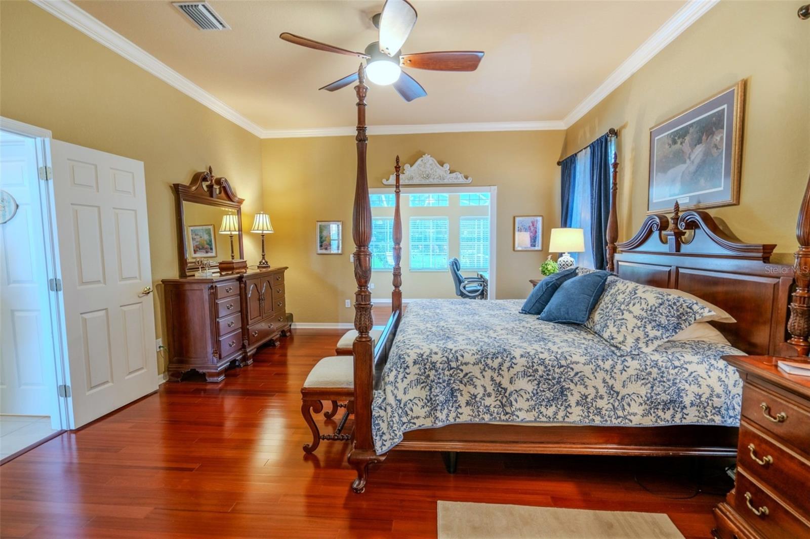 Image 11 of 29 For 2417 Valrico Forest Drive