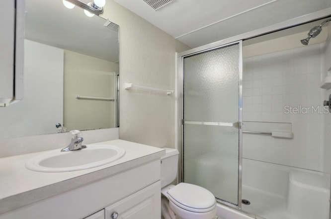 Image 21 of 29 For 2690 Coral Landings Boulevard 634