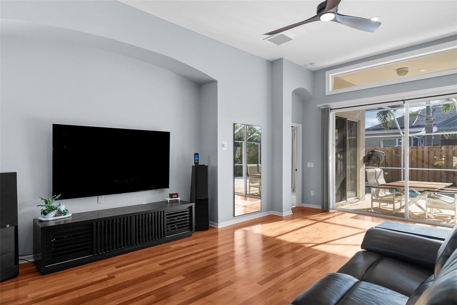 Image 11 of 70 For 10516 Gretna Green Drive