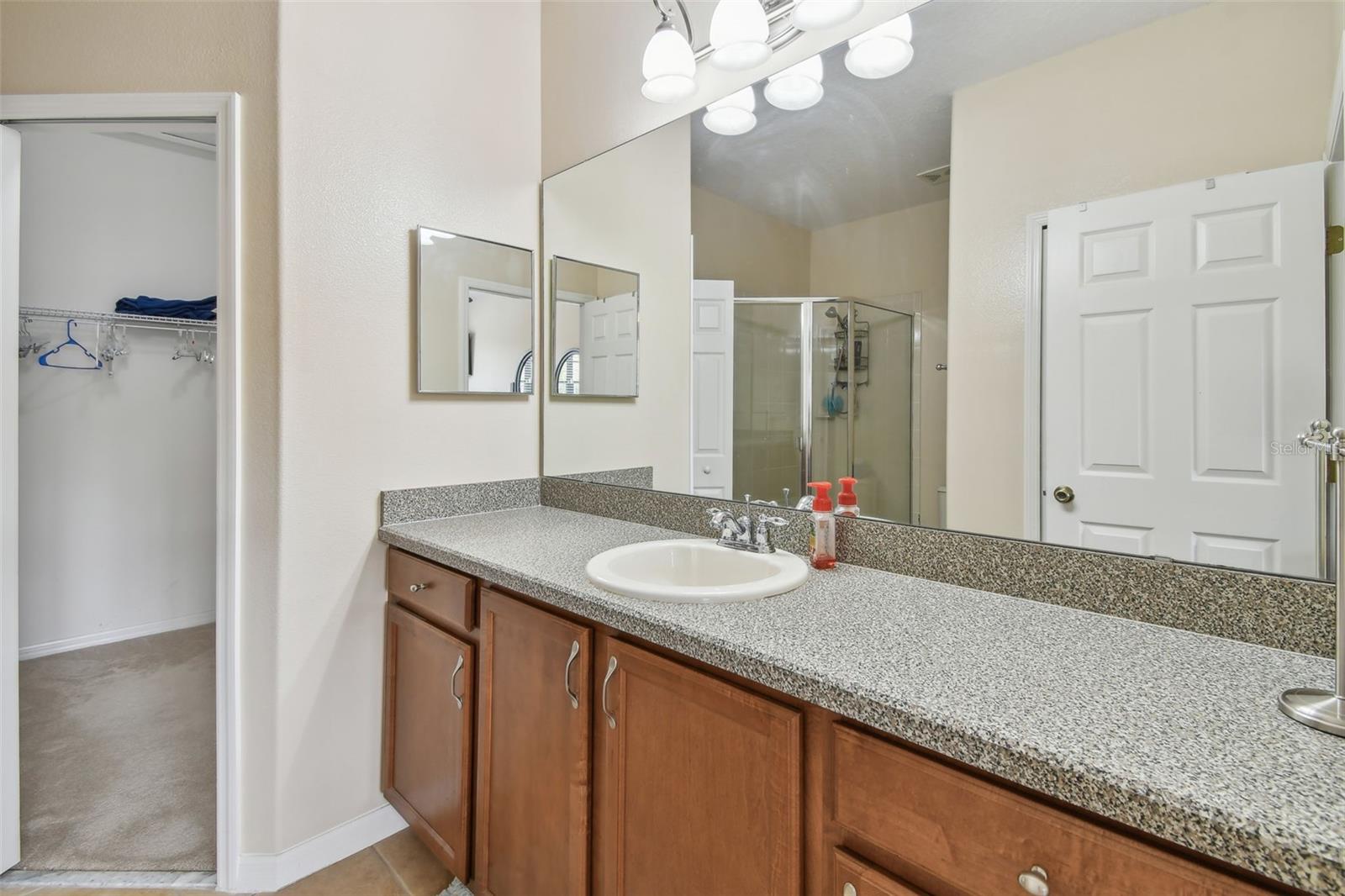 Image 18 of 35 For 5935 Tivoli Gardens Boulevard