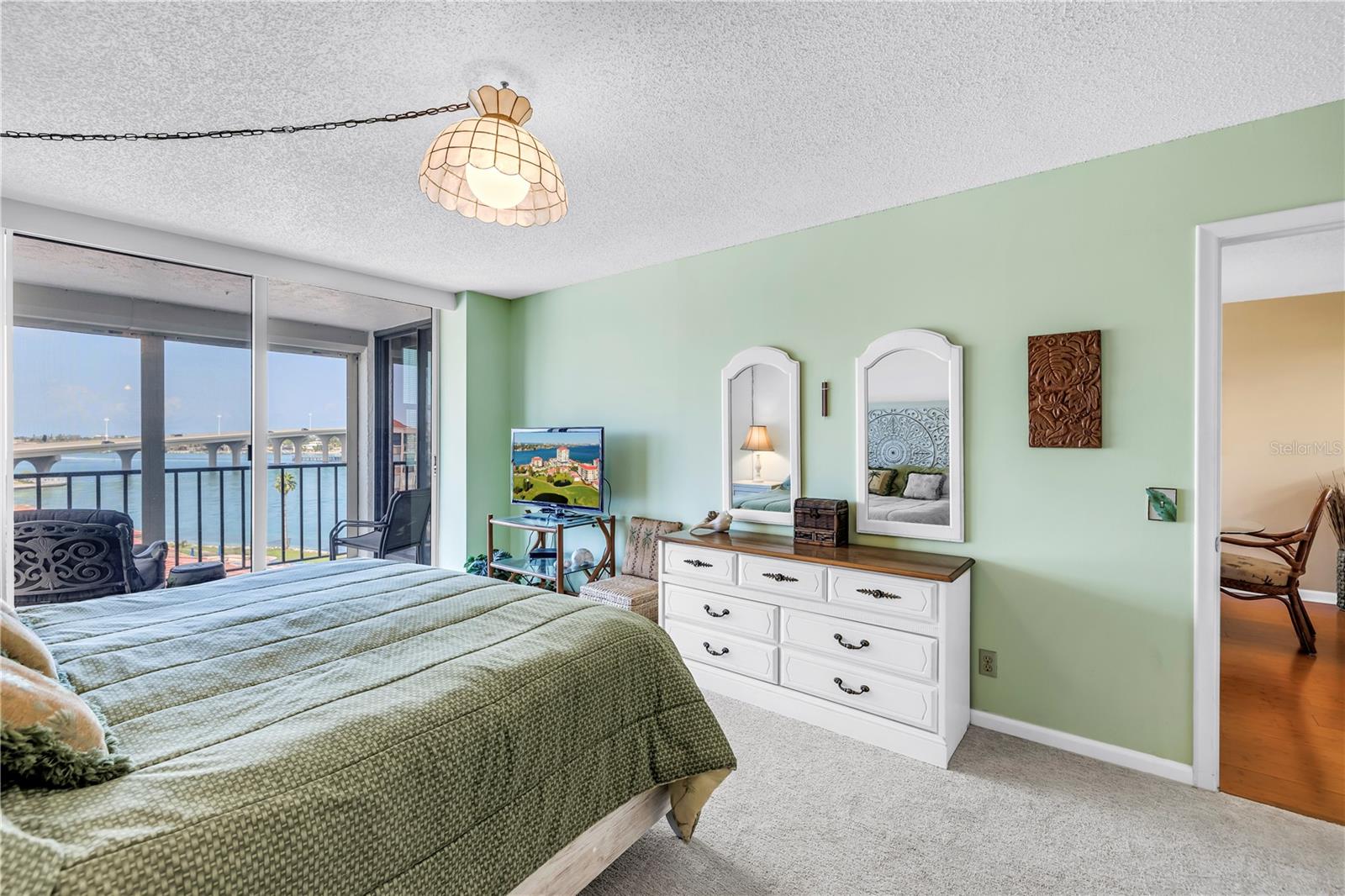 Image 18 of 36 For 6265 Sun Boulevard 605