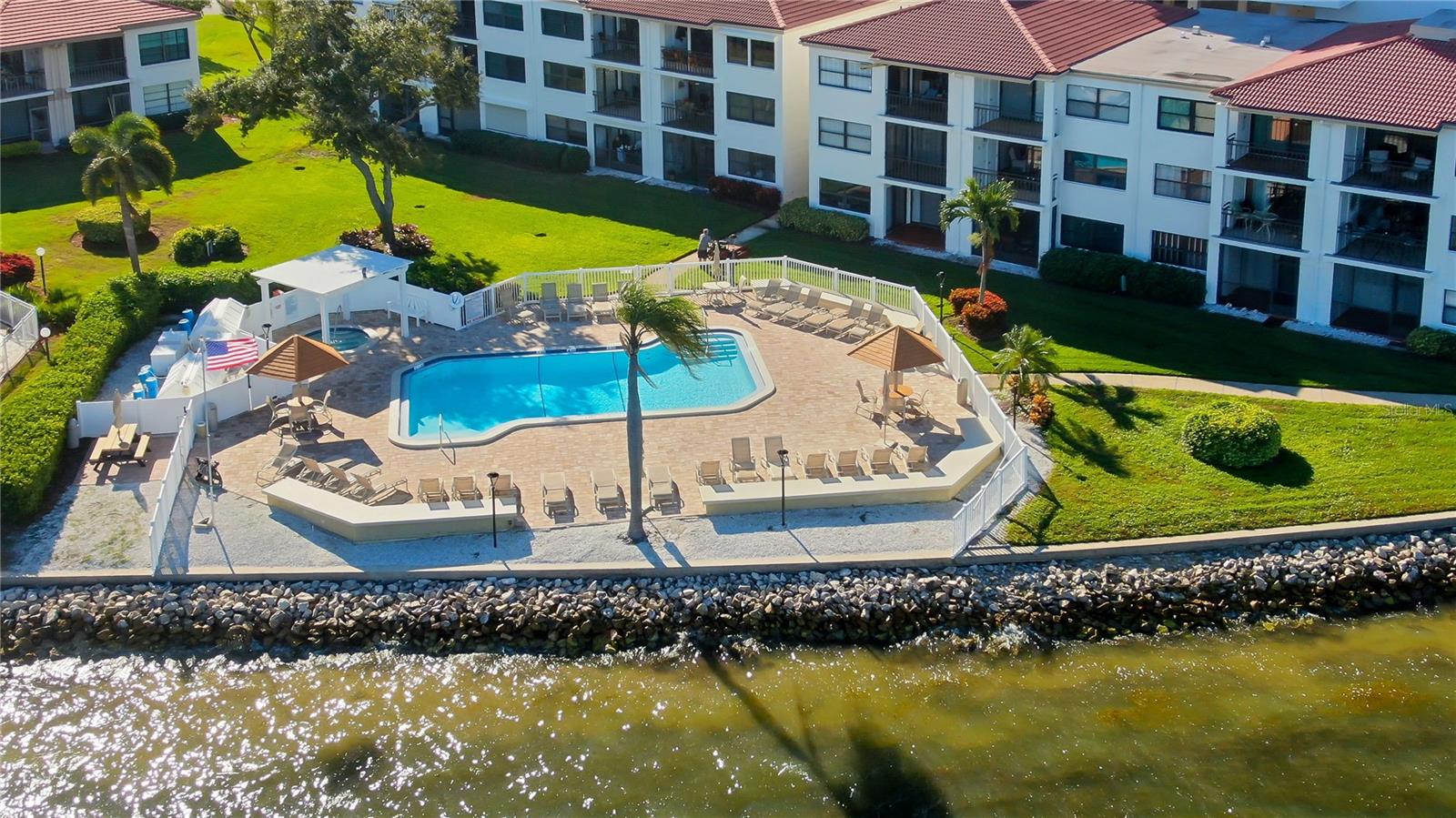 Image 33 of 36 For 6265 Sun Boulevard 605