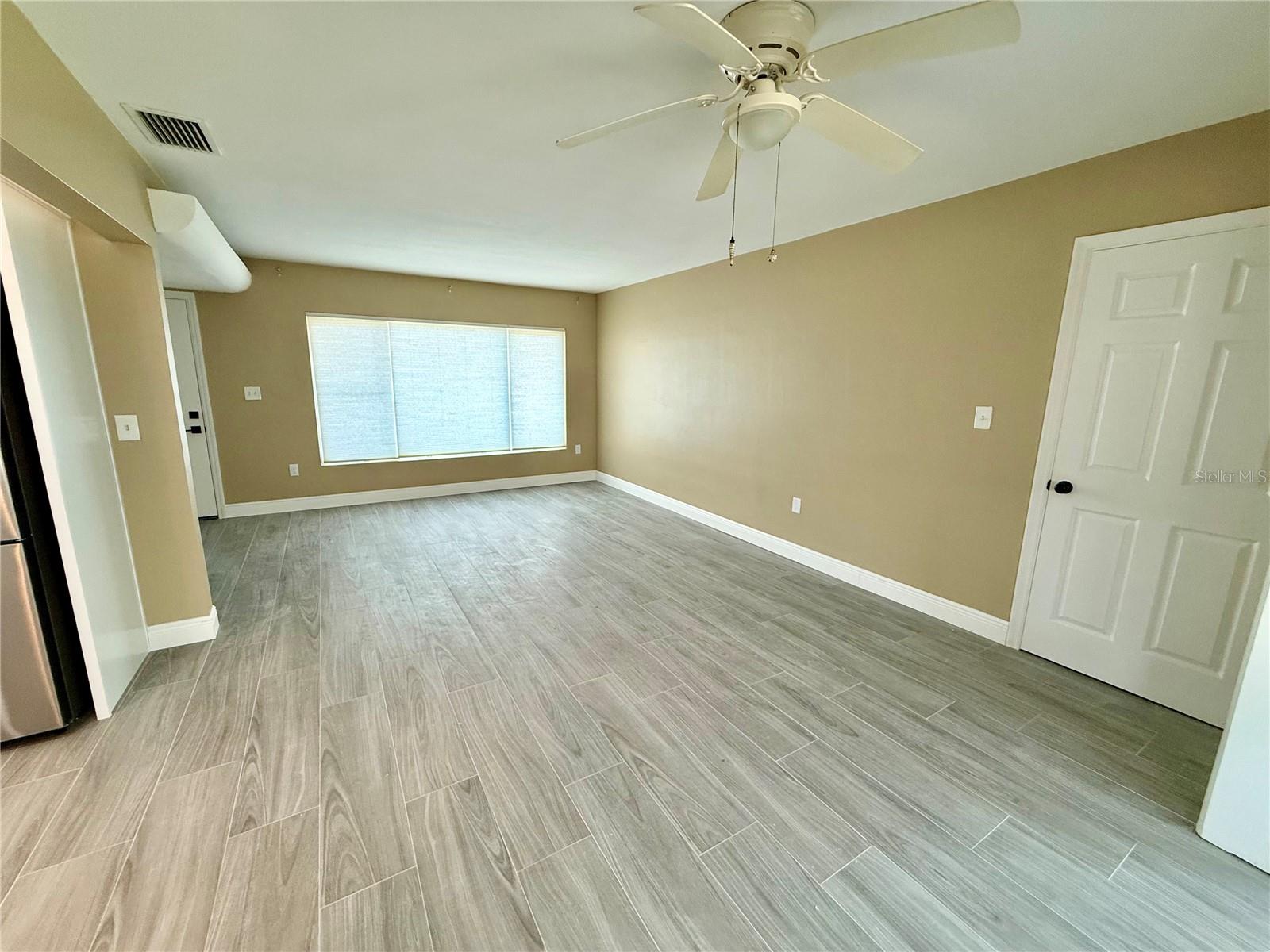 Image 10 of 58 For 440 89th Avenue