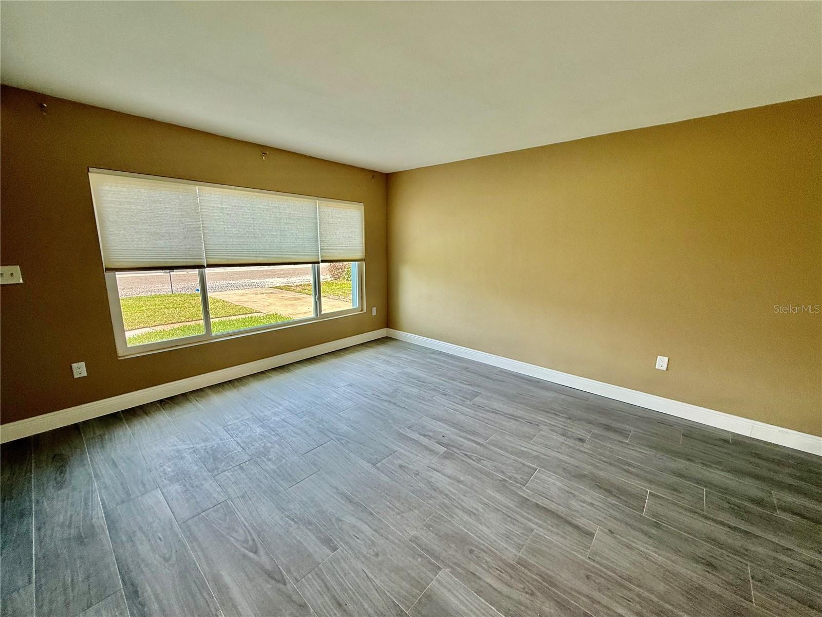 Image 12 of 58 For 440 89th Avenue
