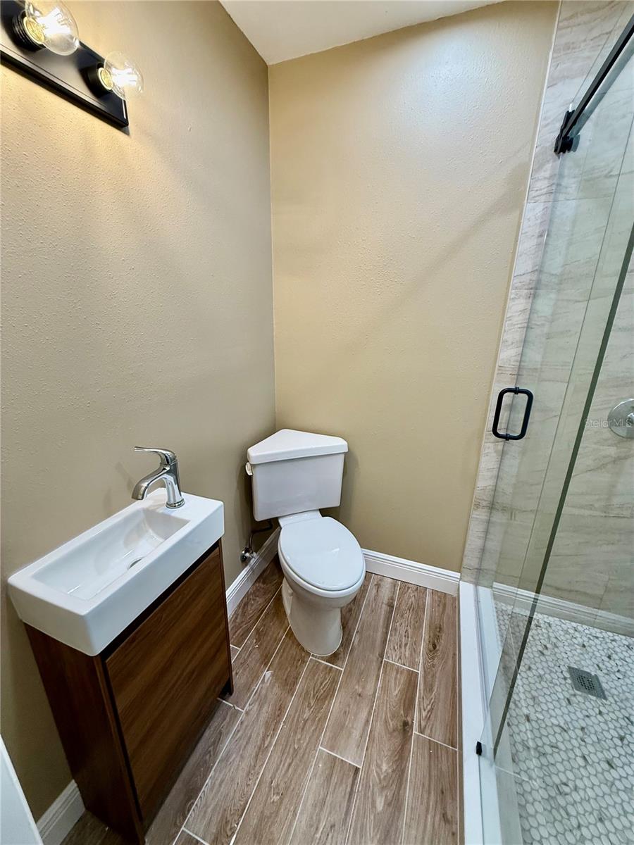 Image 34 of 58 For 440 89th Avenue