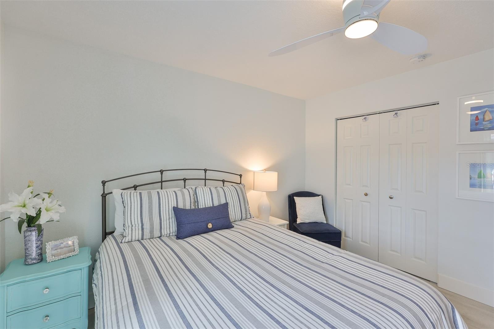 Listing photo id 7 for 230 Medallion Boulevard F