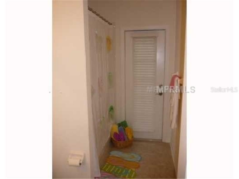 Image 7 of 9 For 10457 Canary Isle Drive