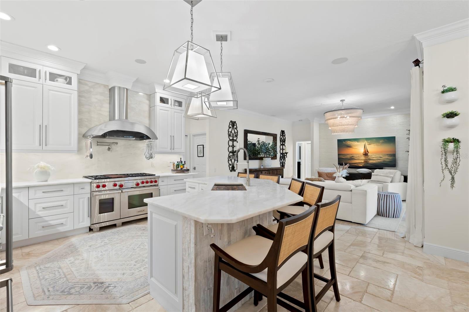 Listing photo id 14 for 703 Monte Cristo Boulevard