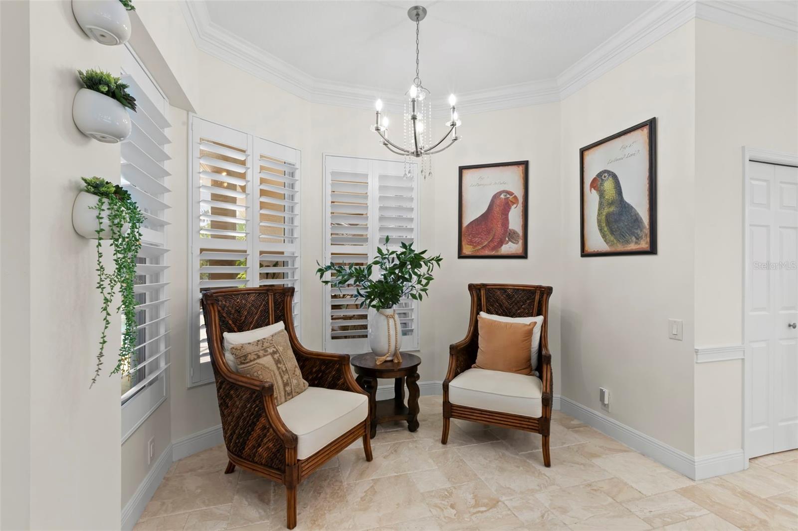 Listing photo id 21 for 703 Monte Cristo Boulevard