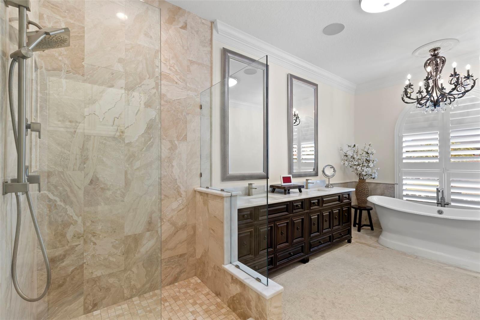 Listing photo id 27 for 703 Monte Cristo Boulevard