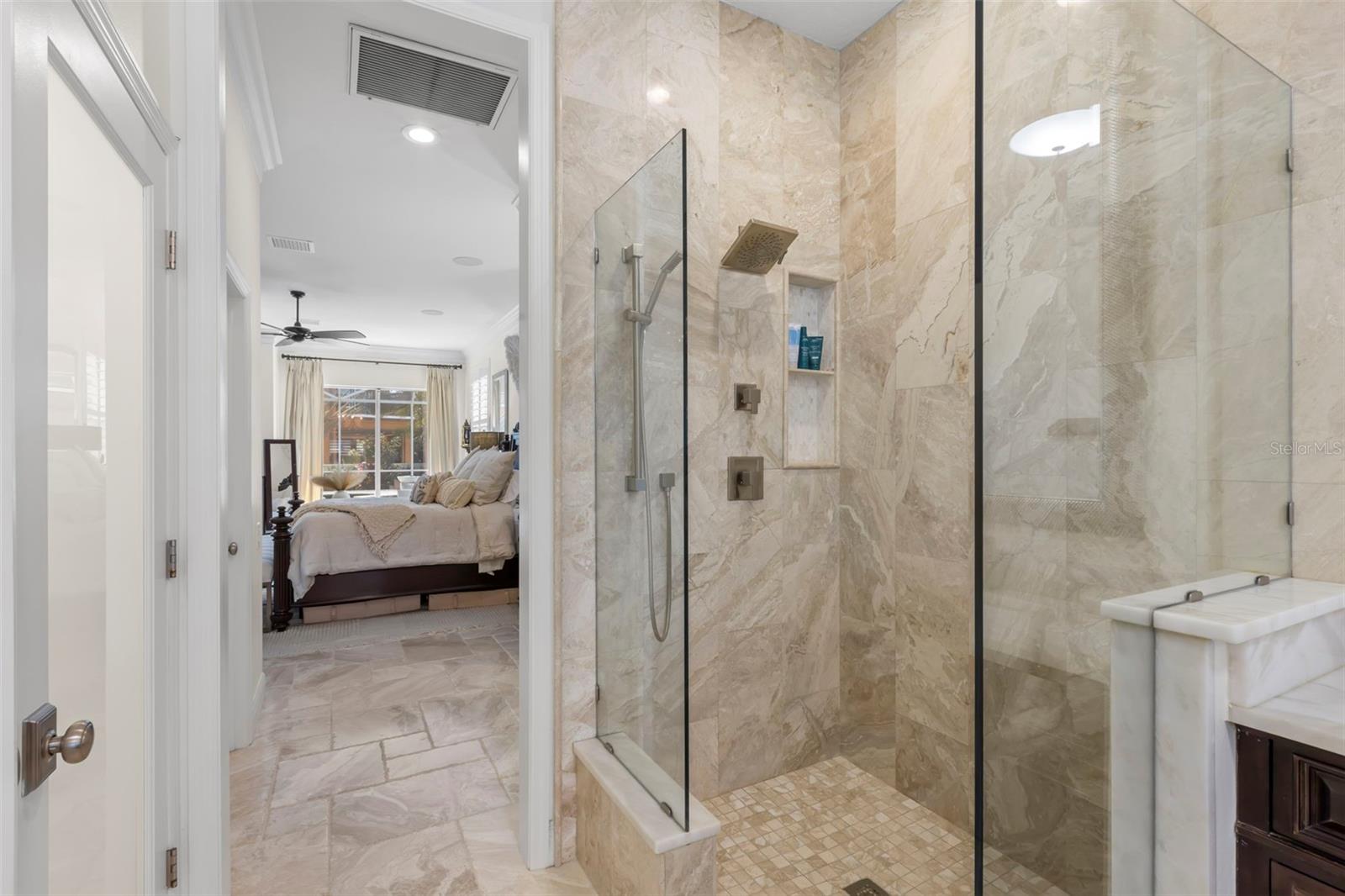Listing photo id 30 for 703 Monte Cristo Boulevard
