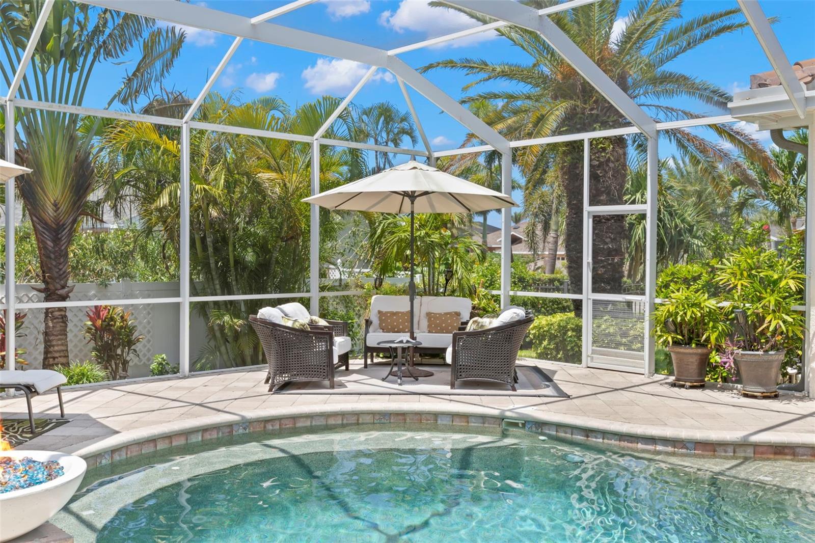 Listing photo id 50 for 703 Monte Cristo Boulevard